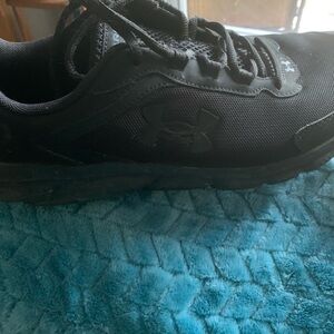 Under Armour Men's Black Running Shoes